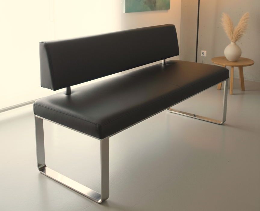 Lederbank neu bezogen